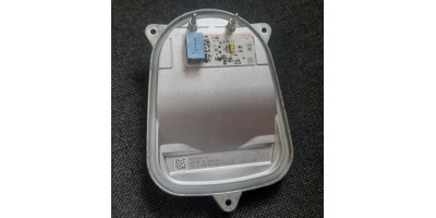 Auto Spare Parts Angel Eyes Headlight Daytime Running Light Module Left OE 2539068100 2539068200 for Mercedes Benz W253